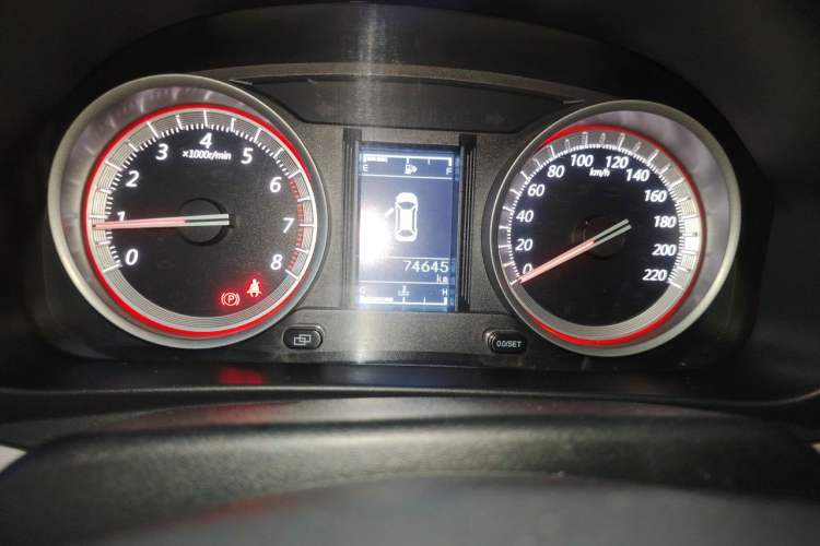 Used FORTHING Joyear X5 2017 1.6L Manual Luxury Model Odometer Close Up