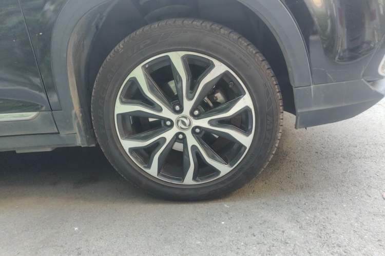 Used FORTHING Joyear X5 2017 Jingxiang Series 1.5T CVT Luxury Model Right Front Wheel Hub