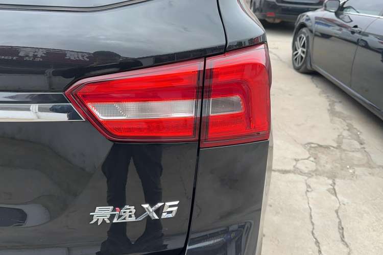 Used FORTHING Joyear X5 2017 Jingxiang Series 1.5T CVT Luxury Model Right Rear Taillight