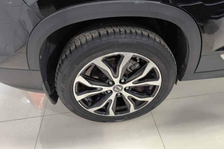 Used FORTHING Joyear X5 2017 Jingxiang Series 1.5T Manual Luxury Model Right Rear Wheel Hub