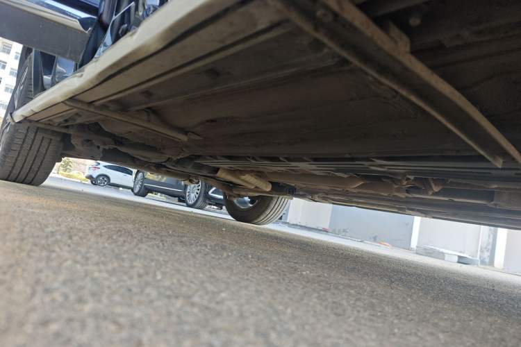 Used FORTHING Joyear X5 2017 Jingxiang Series 1.5T CVT Luxury Model Right Side Sill