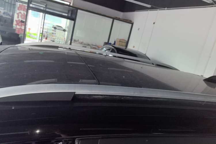 Used FORTHING Joyear X5 2017 Enjoy Series 1.6L CVT Luxury Model Roof