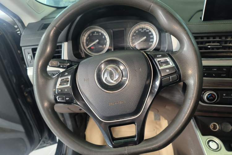 Used FORTHING Joyear X5 2017 Jingxiang Series 1.5T Manual Luxury Model Steering Wheel
