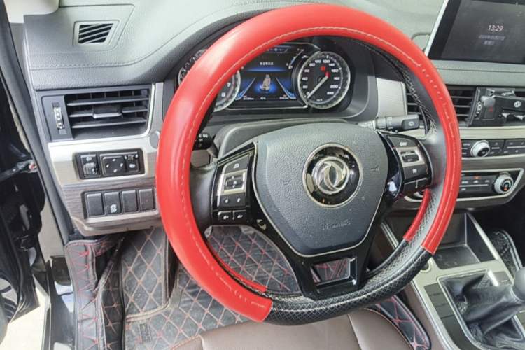 Used FORTHING Joyear X5 2017 Jingxiang Series 1.5T Manual Luxury Model Steering Wheel