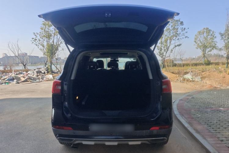 Used FORTHING Joyear X5 2017 Jingxiang Series 1.5T CVT Luxury Model Trunk