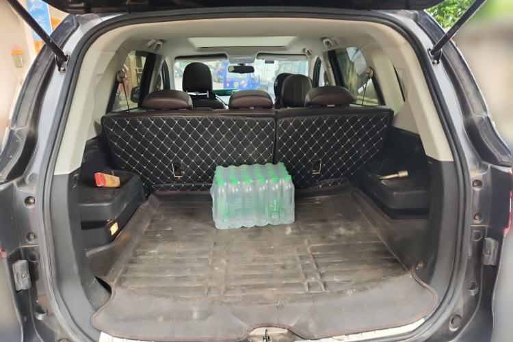 Used FORTHING Joyear X5 2017 Jingxiang Series 1.5T CVT Luxury Model Trunk