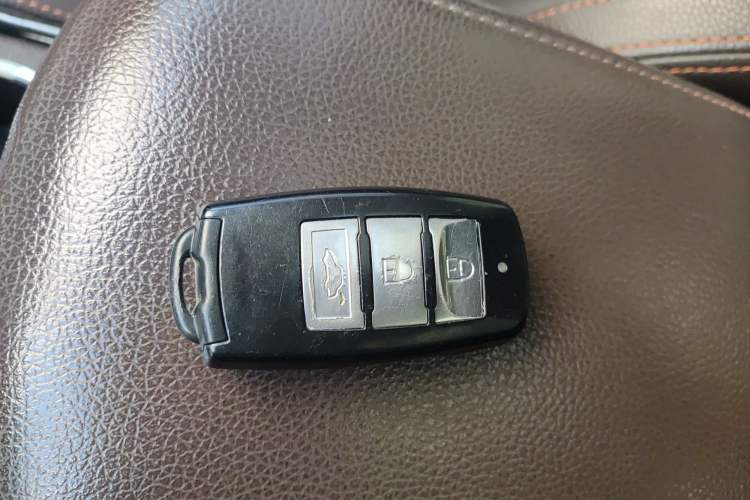 Used FORTHING Joyear X5 2017 Jingxiang Series 1.5T CVT Luxury Model Vehicle Key