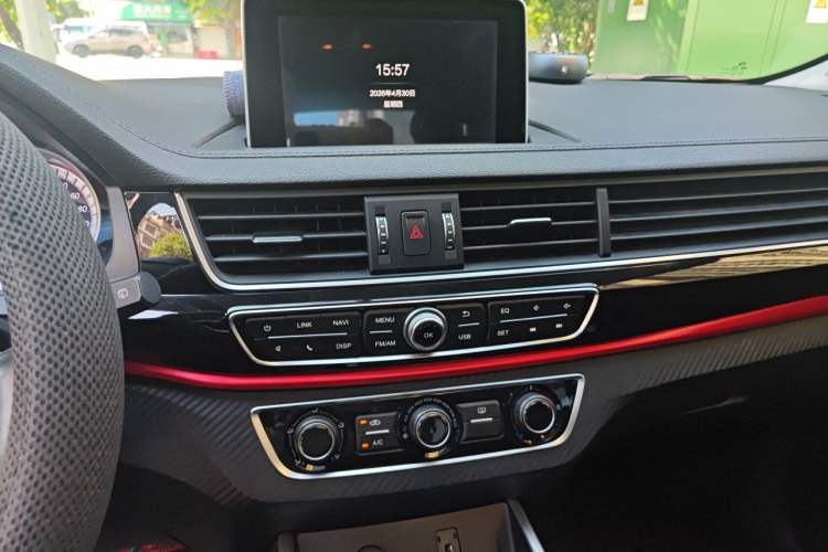 Used FORTHING Joyear X5 2017 1.6L CVT Luxury Model Audio And AC Panel
