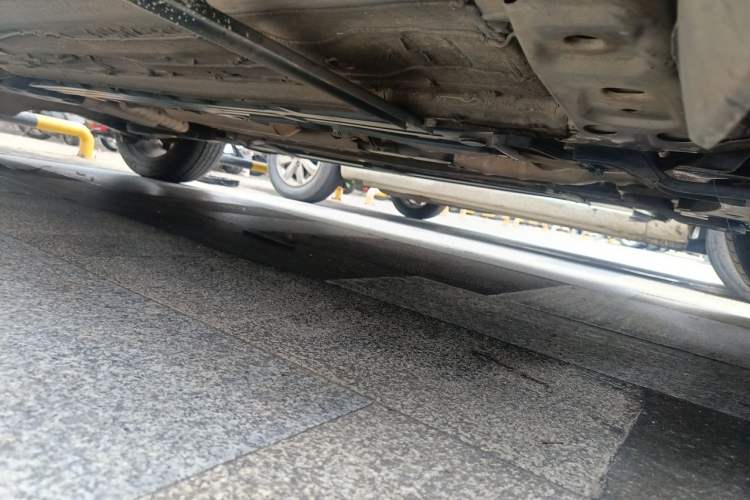 Used FORTHING Joyear X5 2017 Jingxiang Series 1.5T CVT Luxury Model Chassis Front Right