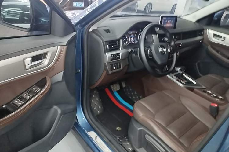 Used FORTHING Joyear X5 2017 Jingxiang Series 1.5T CVT Luxury Model Driver Seat