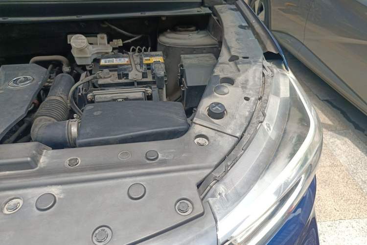 Used FORTHING Joyear X5 2017 Jingxiang Series 1.5T CVT Luxury Model Engine Bay Left