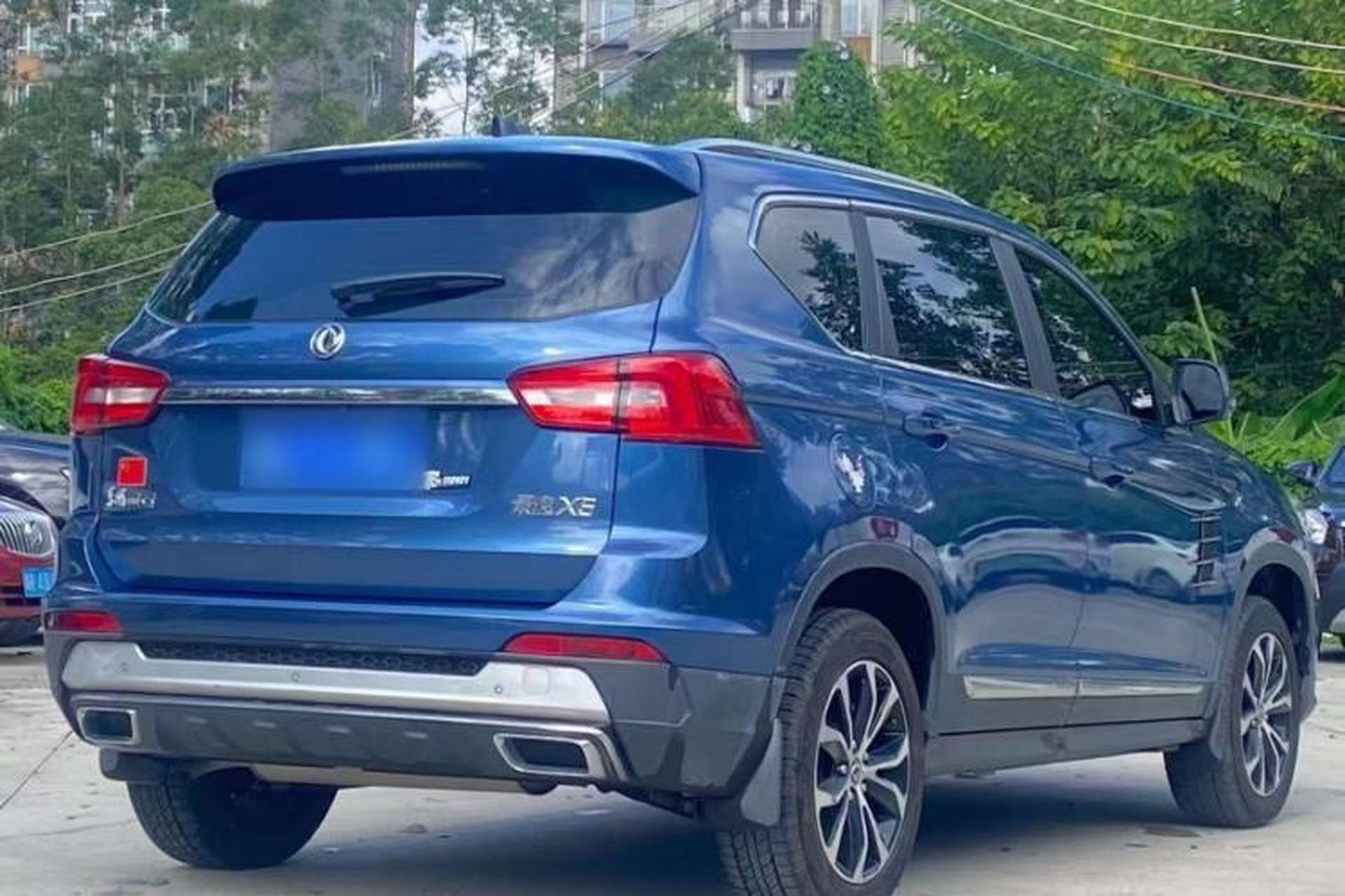 Used FORTHING Joyear X5 2017 1.6L CVT Luxury Model Exterior 5