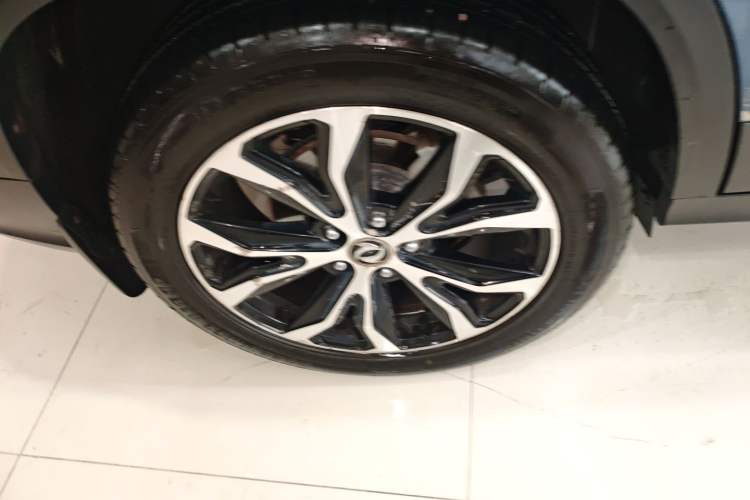 Used FORTHING Joyear X5 2017 Jingxiang Series 1.5T CVT Luxury Model Exterior 8