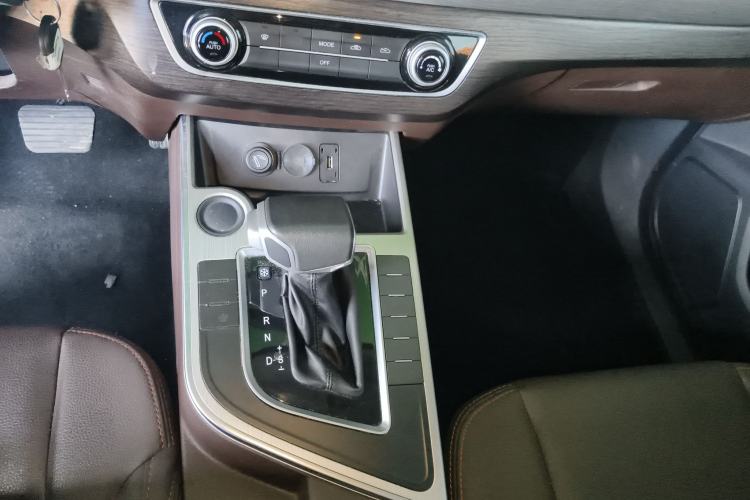 Used FORTHING Joyear X5 2017 1.6L CVT Luxury Model Gear Lever