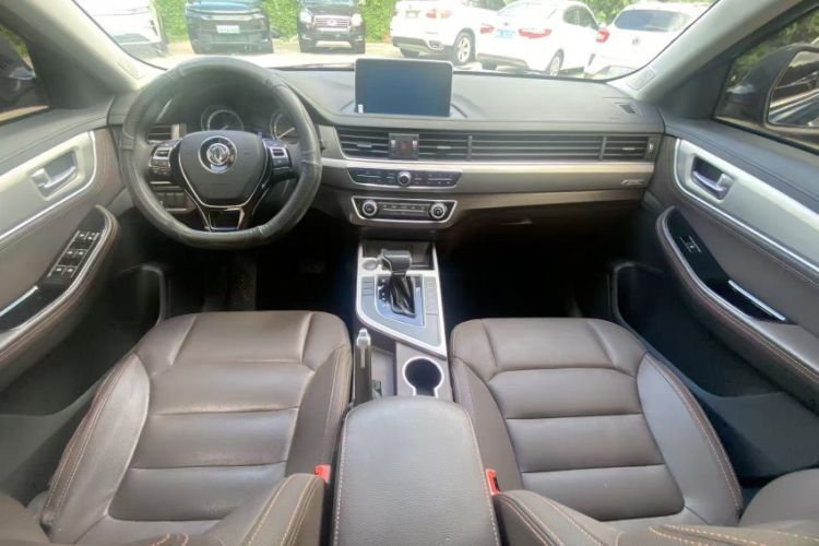 Used FORTHING Joyear X5 2017 1.6L CVT Luxury Model Interior 8