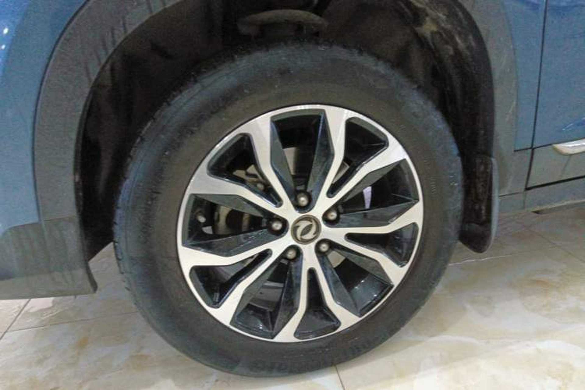 Used FORTHING Joyear X5 2017 1.6L CVT Luxury Model Left Front Wheel Hub