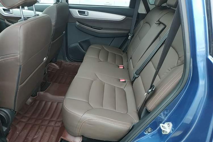 Used FORTHING Joyear X5 2017 Jingxiang Series 1.5T CVT Luxury Model Left Rear Seat