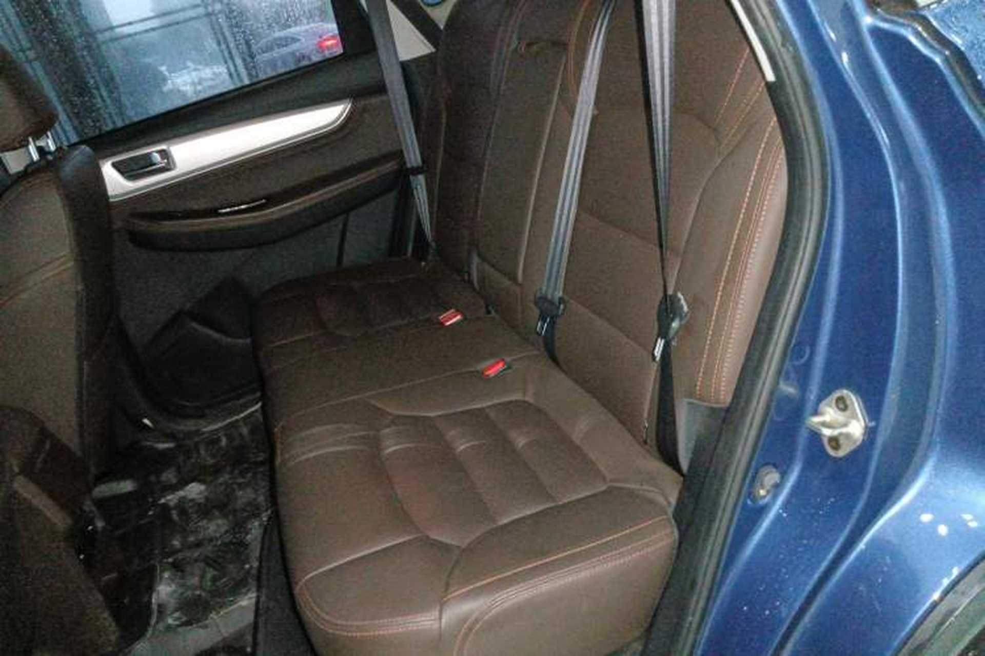 Used FORTHING Joyear X5 2017 1.6L CVT Luxury Model Left Rear Seat