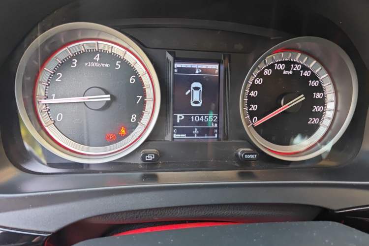 Used FORTHING Joyear X5 2017 1.6L CVT Luxury Model Odometer Close Up