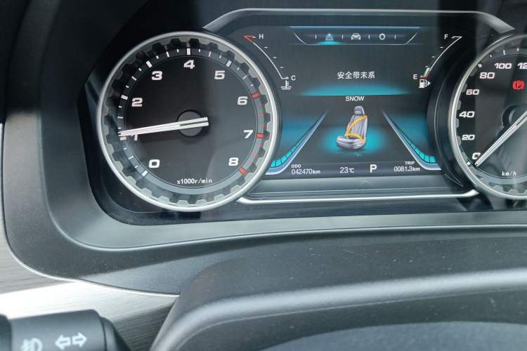 Used FORTHING Joyear X5 2017 Jingxiang Series 1.5T CVT Smart Connectivity Model Odometer Close Up