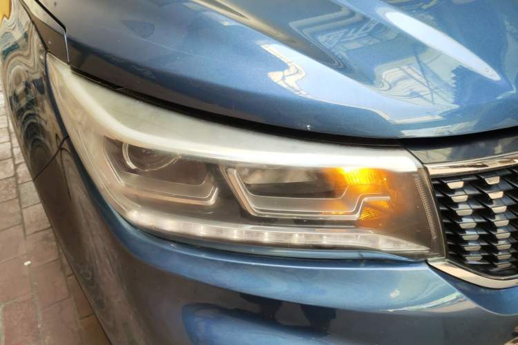 Used FORTHING Joyear X5 2017 1.6L Manual Luxury Model Right Front Headlight