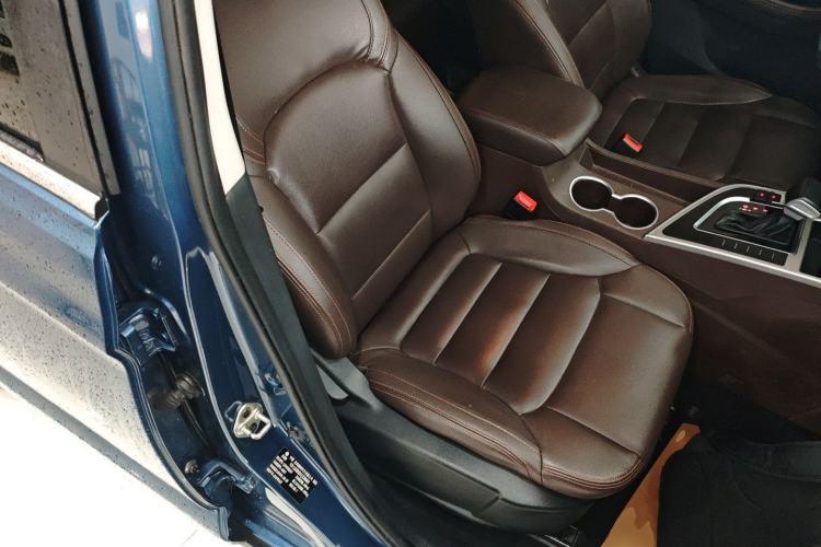 Used FORTHING Joyear X5 2017 Jingxiang Series 1.5T CVT Luxury Model Right Front Seat