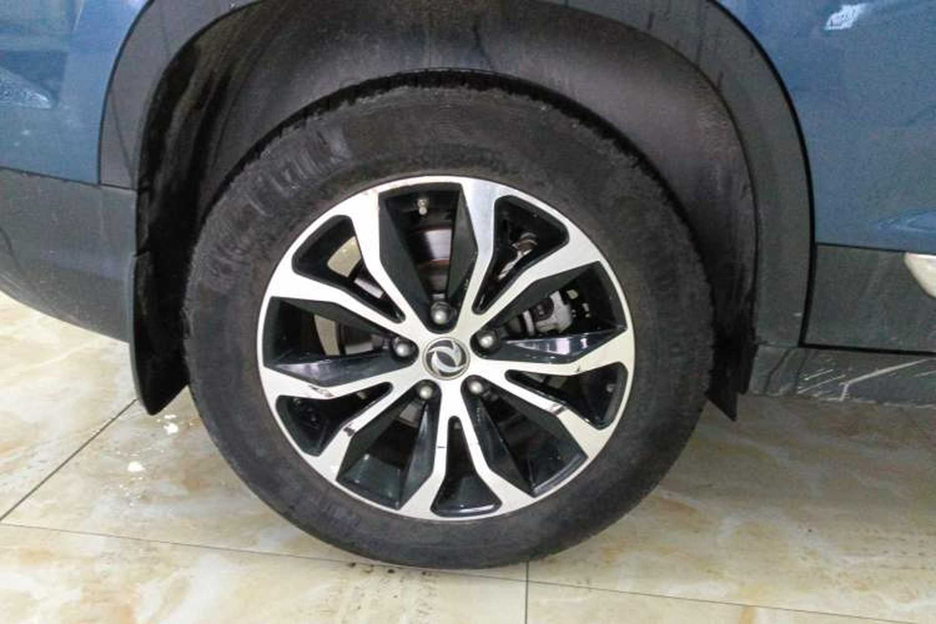 Used FORTHING Joyear X5 2017 1.6L CVT Luxury Model Right Rear Wheel Hub