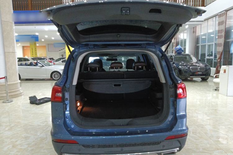 Used FORTHING Joyear X5 2017 1.6L CVT Luxury Model Trunk