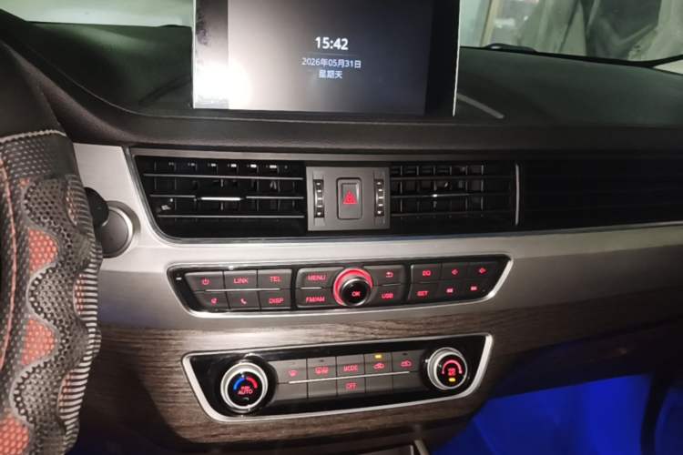Used FORTHING Joyear X5 2017 Jingxiang Series 1.5T CVT Luxury Model Audio And AC Panel
