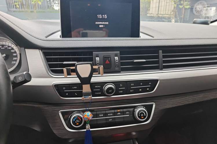 Used FORTHING Joyear X5 2017 1.6L Manual Luxury Model Audio And AC Panel