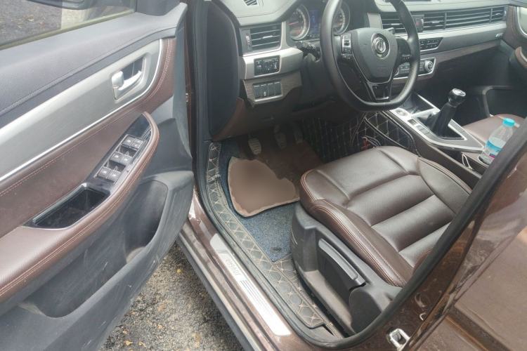 Used FORTHING Joyear X5 2017 2.0L Manual Luxury Version Driver Seat