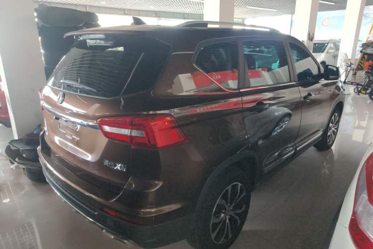 Used FORTHING Joyear X5 2017 Enjoy Series 1.6L CVT Luxury Model Exterior 3