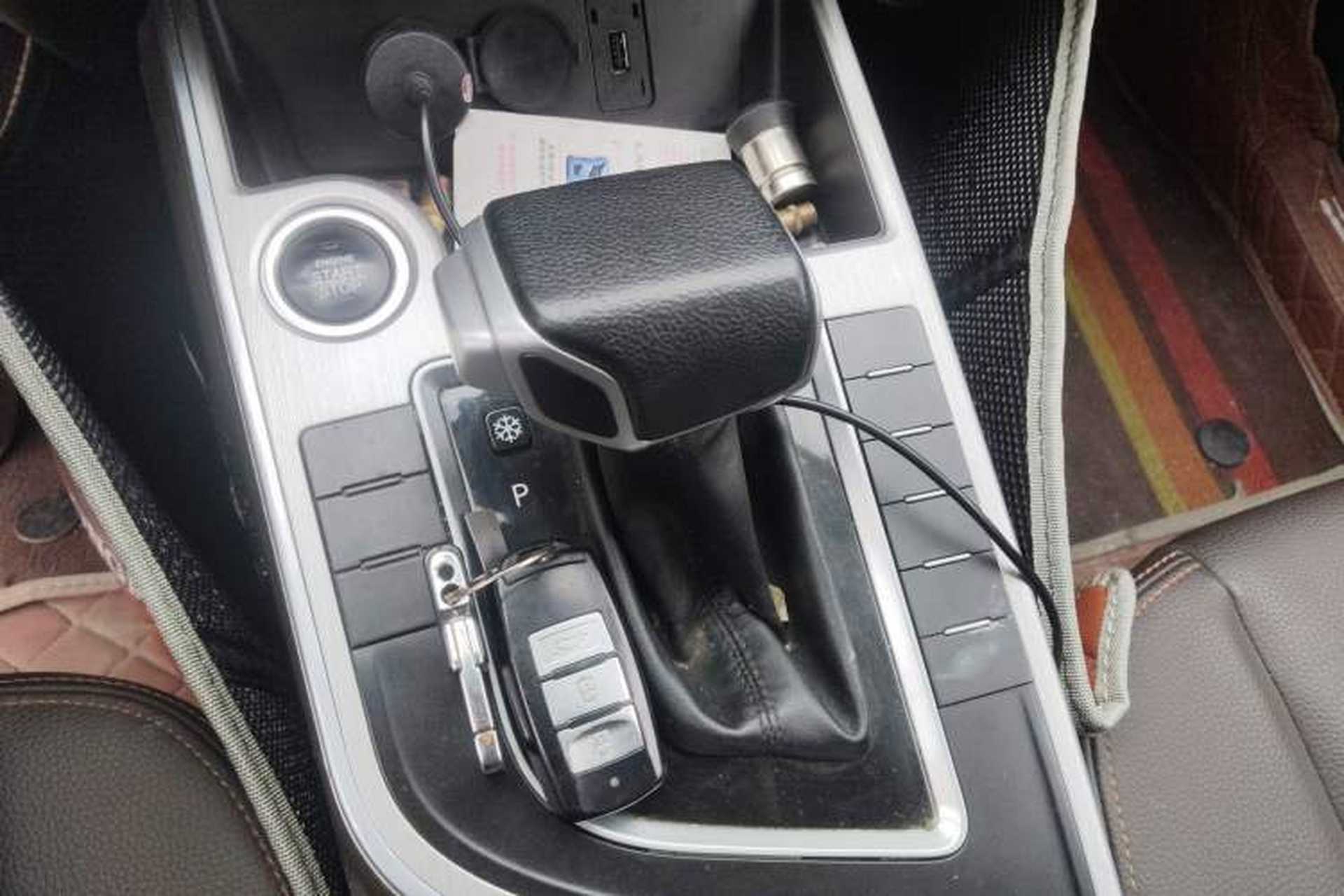 Used FORTHING Joyear X5 2017 1.6L CVT Luxury Model Gear Lever