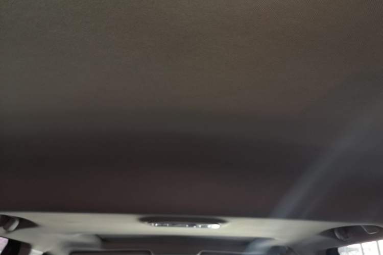 Used FORTHING Joyear X5 2017 1.6L CVT Luxury Model Headliner