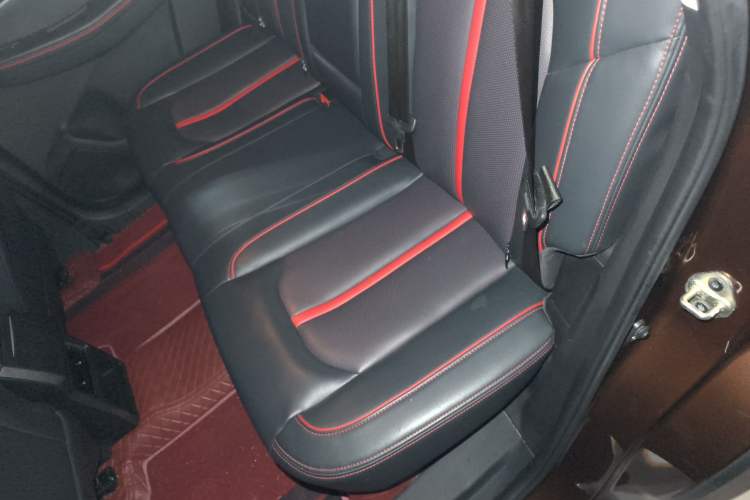 Used FORTHING Joyear X5 2017 Enjoy Series 1.6L CVT Luxury Model Interior 1