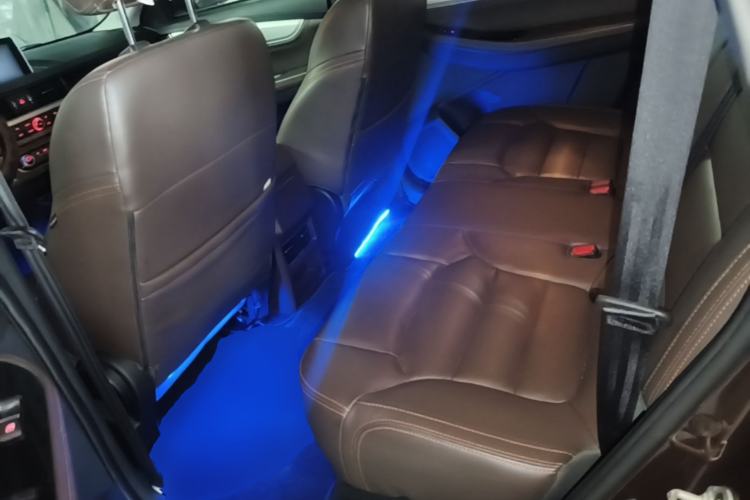 Used FORTHING Joyear X5 2017 Jingxiang Series 1.5T CVT Luxury Model Left Rear Seat