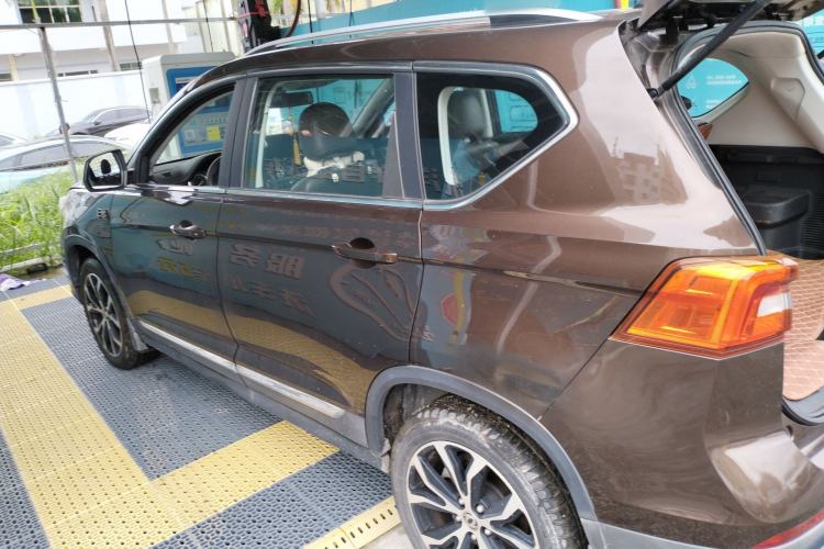 Used FORTHING Joyear X5 2017 Jingxiang Series 1.5T CVT Luxury Model Left Side