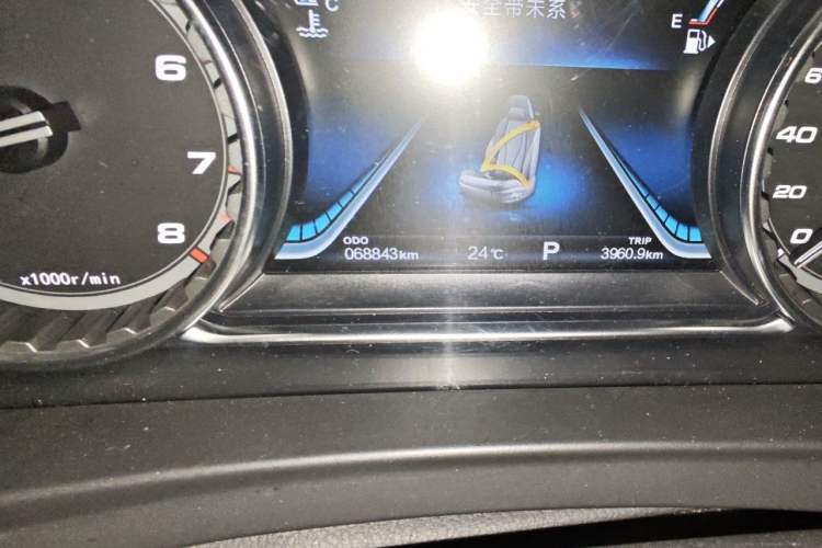 Used FORTHING Joyear X5 2017 Jingxiang Series 1.5T CVT Luxury Model Odometer Close Up