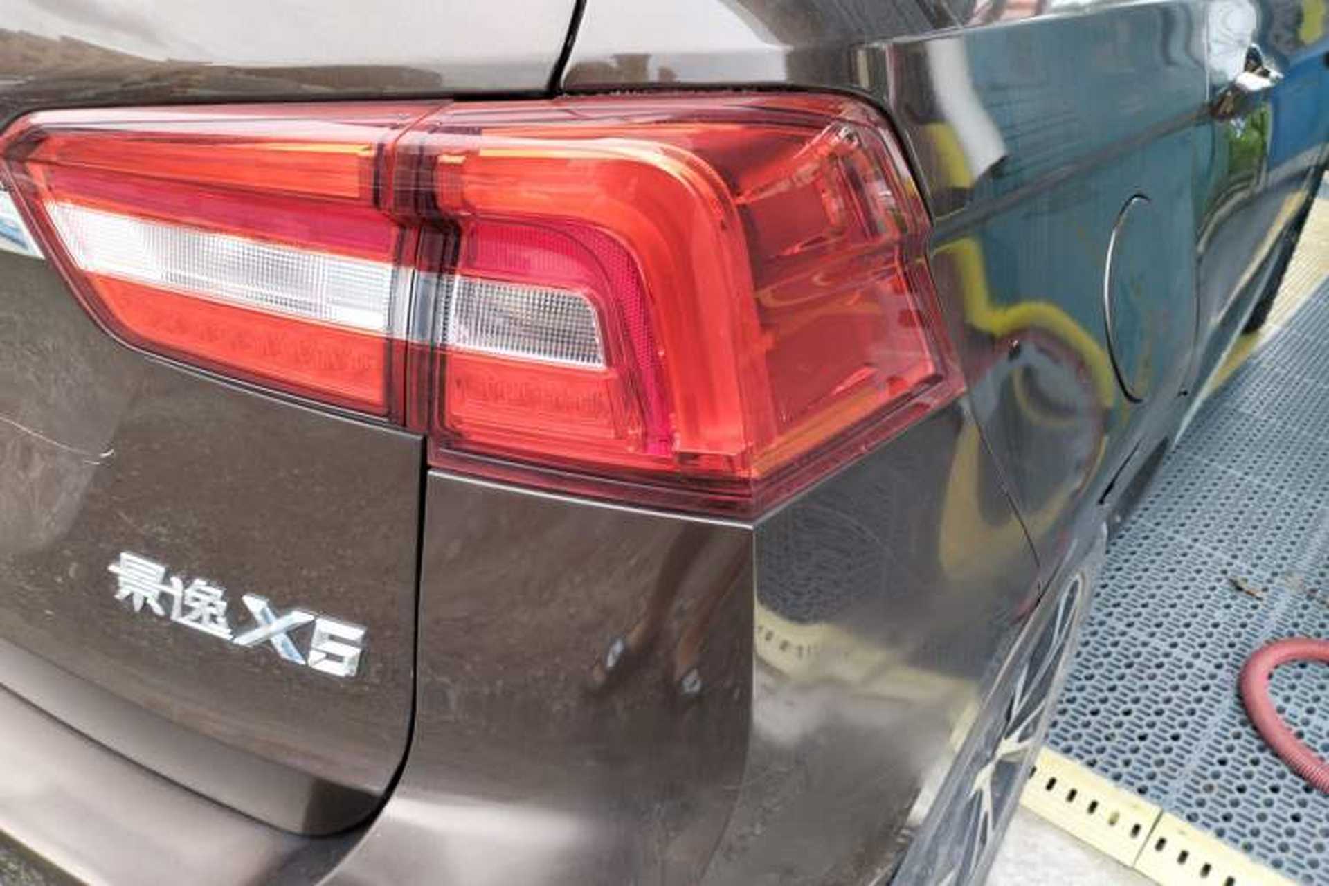 Used FORTHING Joyear X5 2017 Jingxiang Series 1.5T CVT Luxury Model Right Rear Taillight