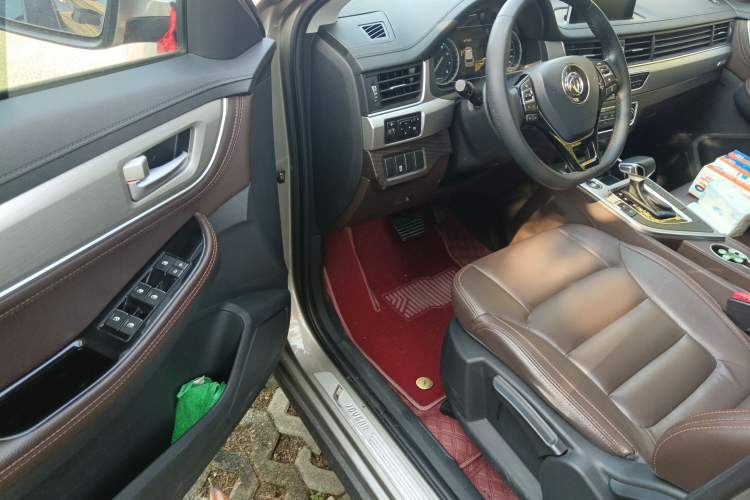 Used FORTHING Joyear X5 2017 Jingxiang Series 1.5T CVT Luxury Model Driver Seat
