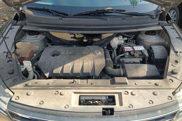 Used FORTHING Joyear X5 2017 Jingxiang Series 1.5T CVT Luxury Model Engine Bay