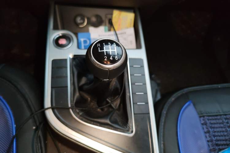 Used FORTHING Joyear X5 2017 Jingxiang Series 1.5T Manual Luxury Model Gear Lever