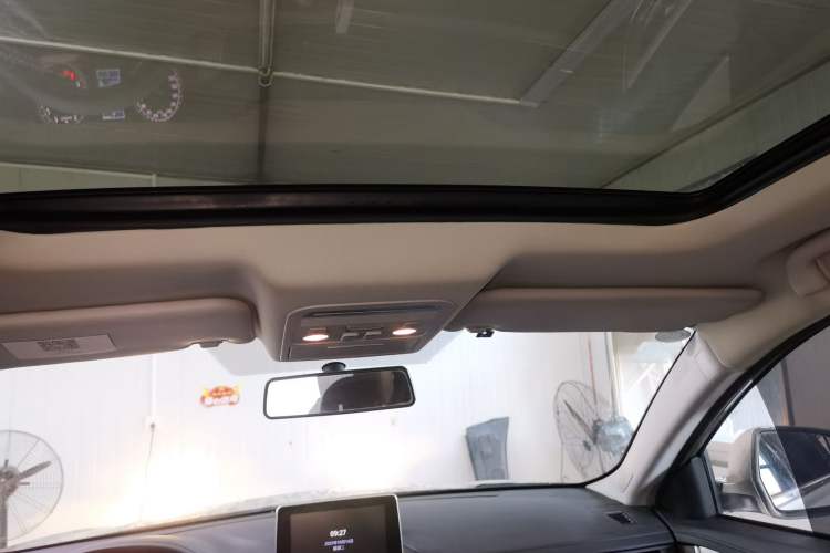 Used FORTHING Joyear X5 2017 Jingxiang Series 1.5T CVT Luxury Model Headliner