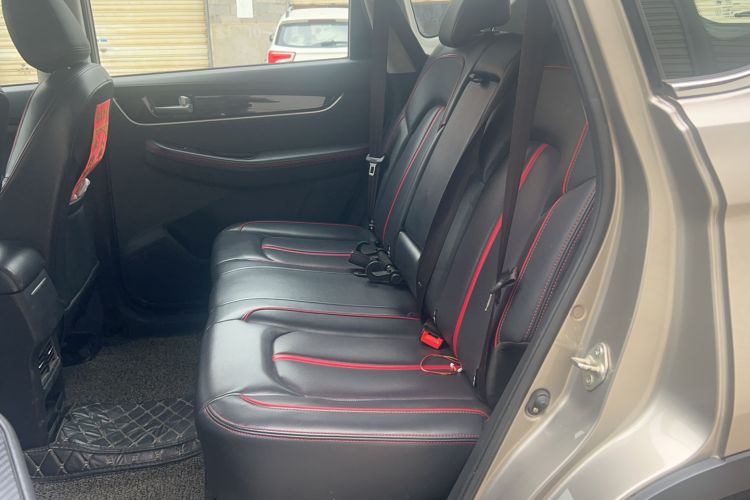 Used FORTHING Joyear X5 2017 Enjoy Series 1.6L CVT Luxury Model Interior 1