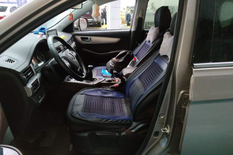 Used FORTHING Joyear X5 2017 Jingxiang Series 1.5T Manual Luxury Model Left Front Seat