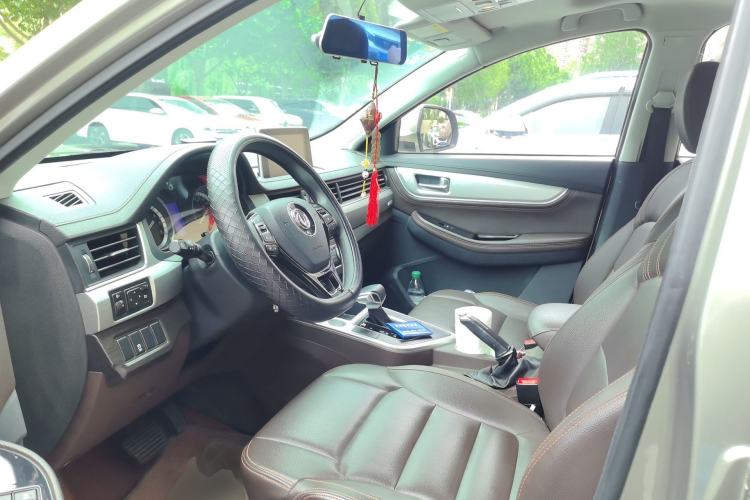 Used FORTHING Joyear X5 2017 1.6L CVT Luxury Model Left Front Seat