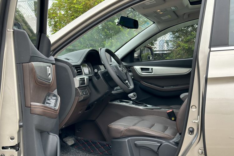 Used FORTHING Joyear X5 2017 Jingxiang Series 1.5T CVT Luxury Model Left Front Seat