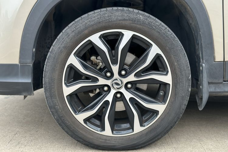 Used FORTHING Joyear X5 2017 Jingxiang Series 1.5T CVT Luxury Model Left Front Wheel Hub
