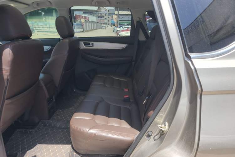Used FORTHING Joyear X5 2017 Jingxiang Series 1.5T Manual Luxury Model Left Rear Seat