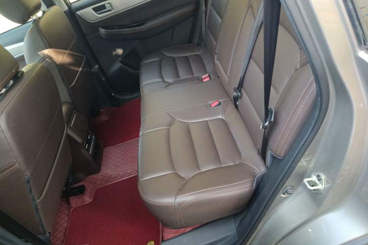 Used FORTHING Joyear X5 2017 Jingxiang Series 1.5T CVT Luxury Model Left Rear Seat